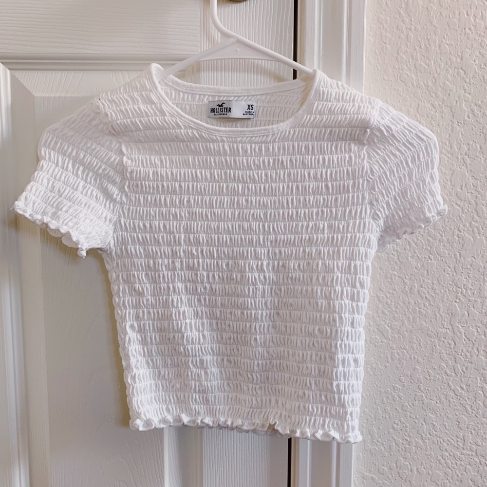 Hollister top